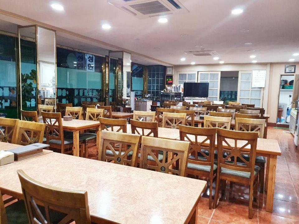 Myungsung Youth Town 慶州市 エクステリア 写真